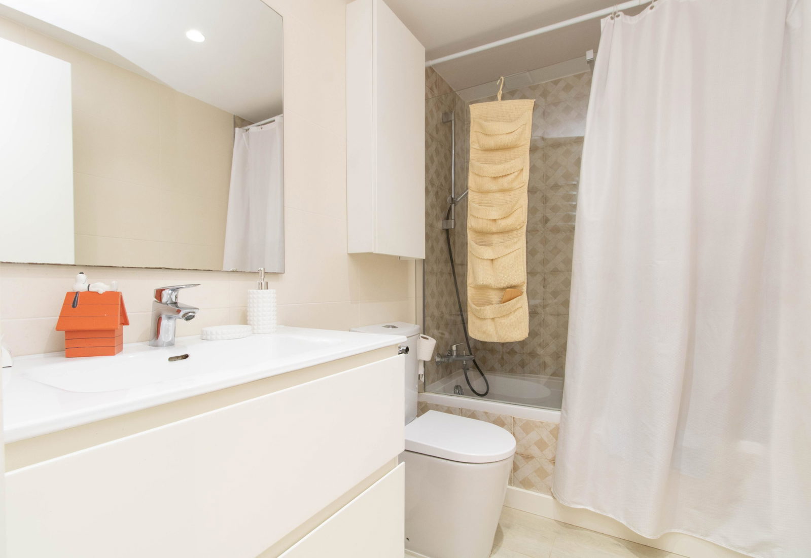 Spacious ground floor apartment with an amazing terrace and community pool in Palmanova