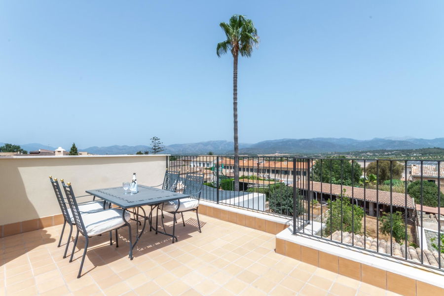 Townhouse with private pool and a roof terrace with great views in Sa Cabaneta for sale