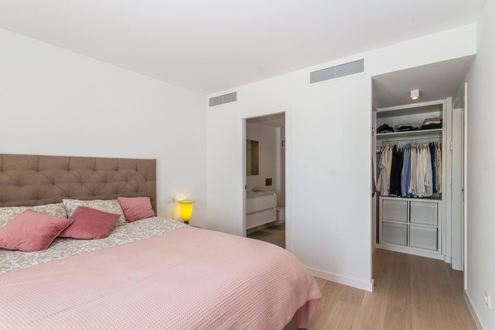 Townhouse with private pool and a roof terrace with great views in Sa Cabaneta for sale