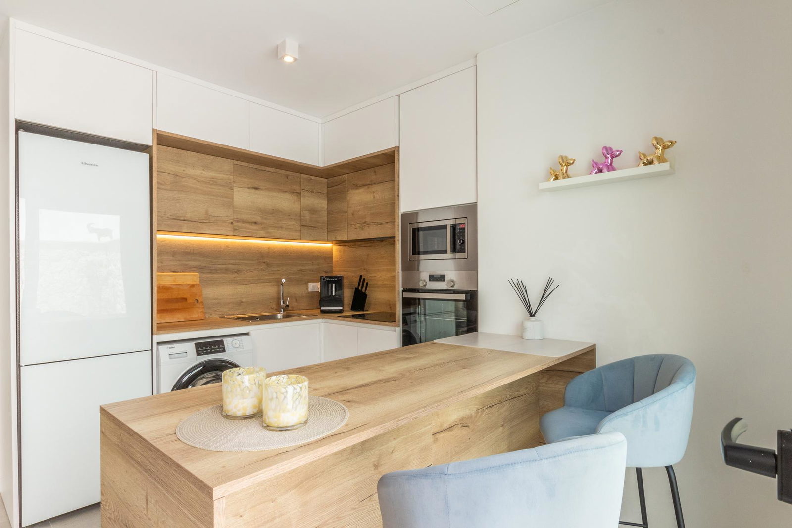 Townhouse with private pool and a roof terrace with great views in Sa Cabaneta for sale