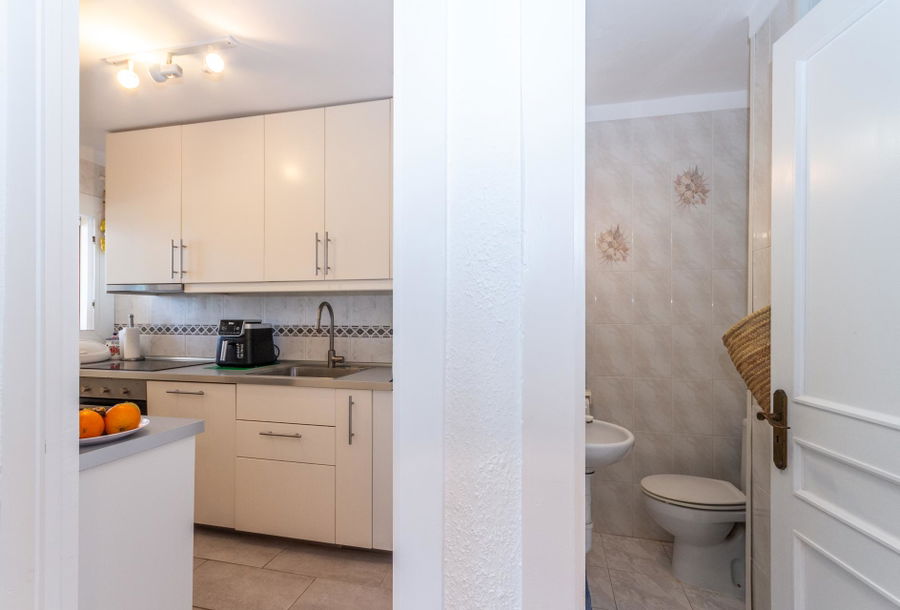 First Seeline apartment with sea views and a communal pool in Cala Blava for sale