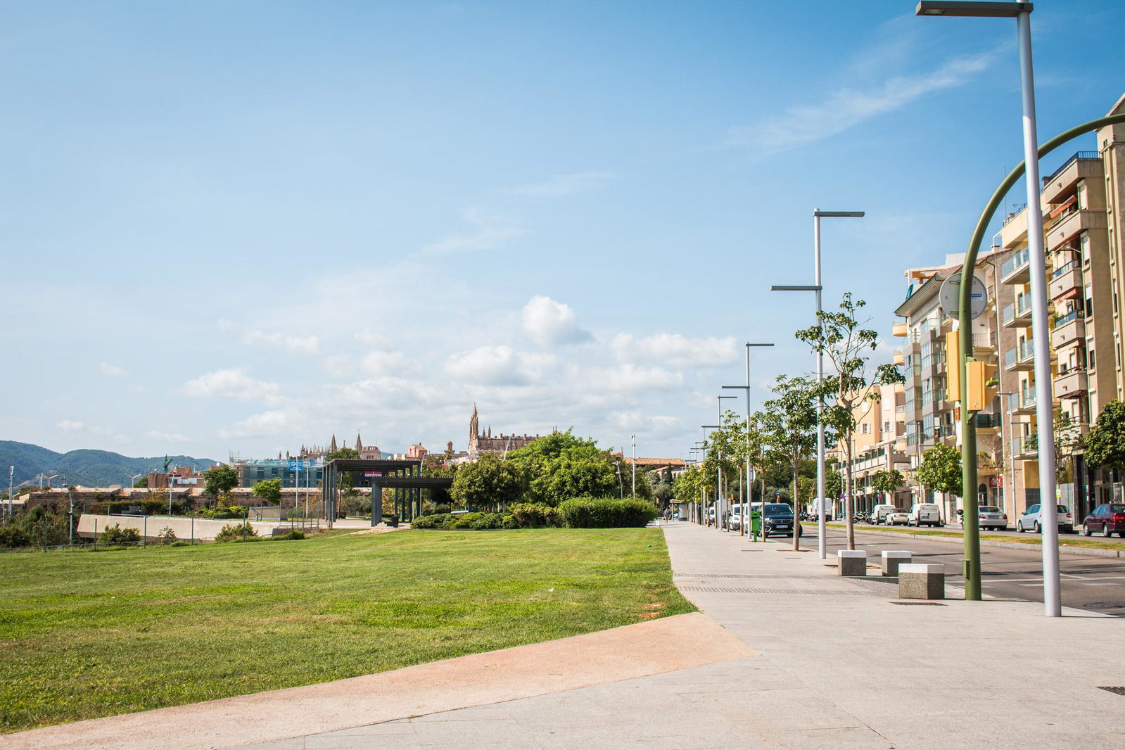 Apartamento de 2 dormitorios en la planta baja con amplia terraza de 129 m² en el centro de Palma