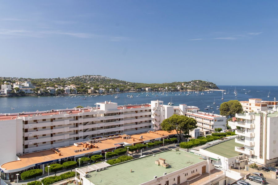 Modern renovated studio apartment with stunning sea views in Santa Ponsa