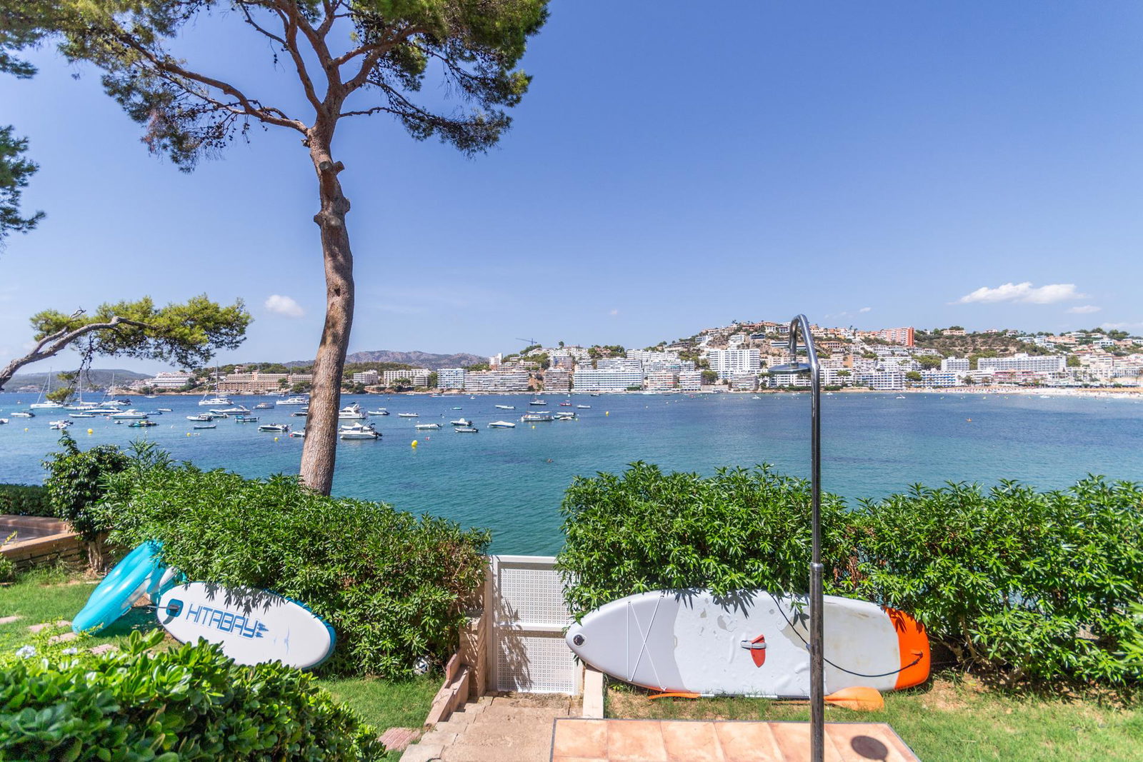 Cozy apartment in a prime location with sea views in Santa Ponsa for sale