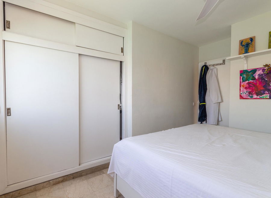 Cozy apartment in a prime location with sea views in Santa Ponsa for sale