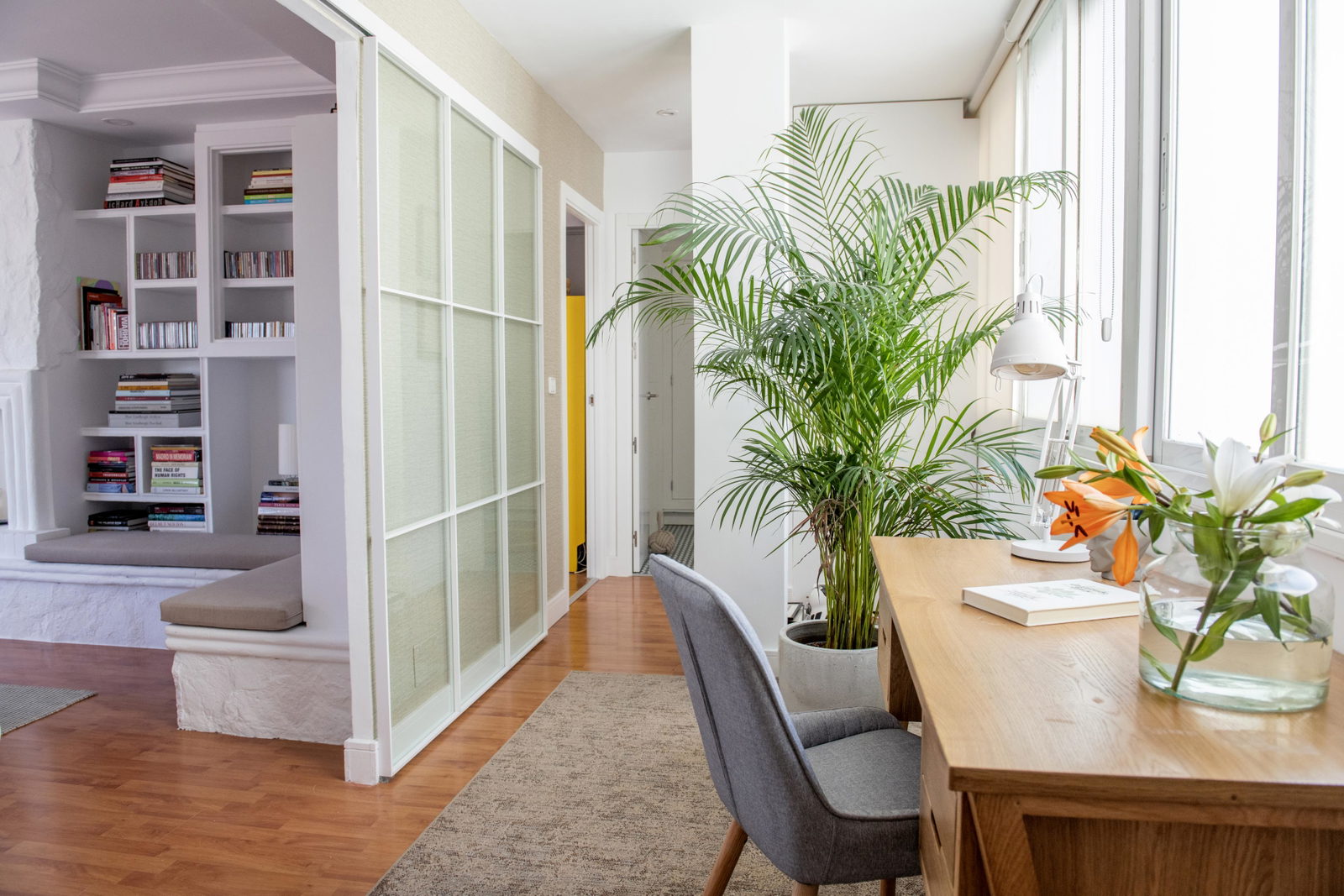 Helles Penthouse mit grosser Terrasse und schöner Aussicht in Molinar in Meeresnähe
