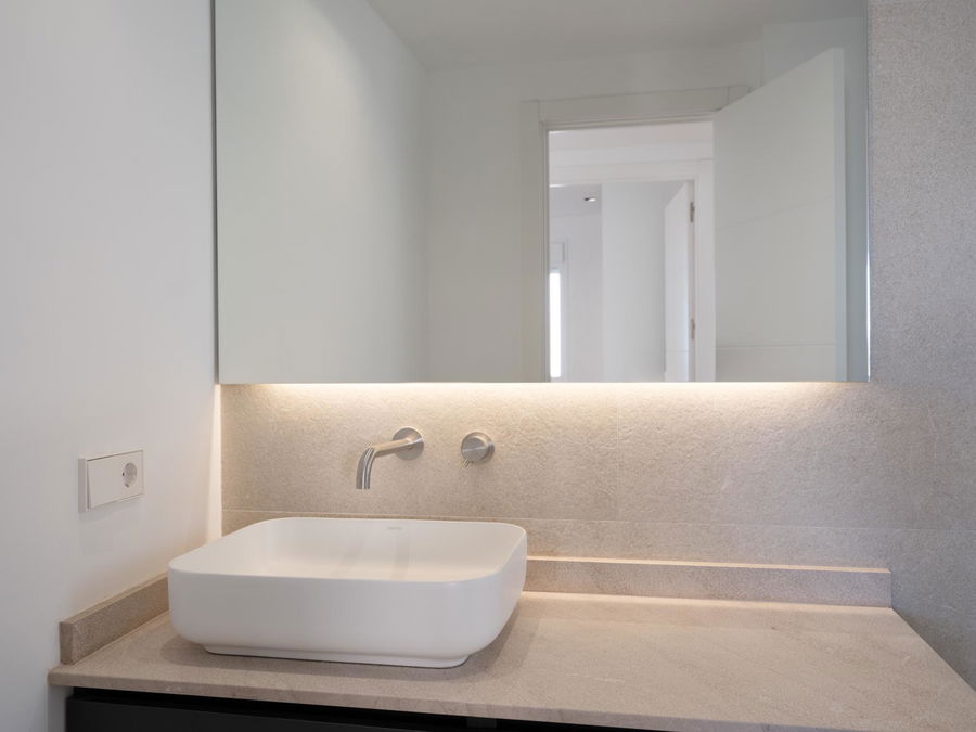 Renovated apartment with terrace, sea view and prime location in San Agustin
