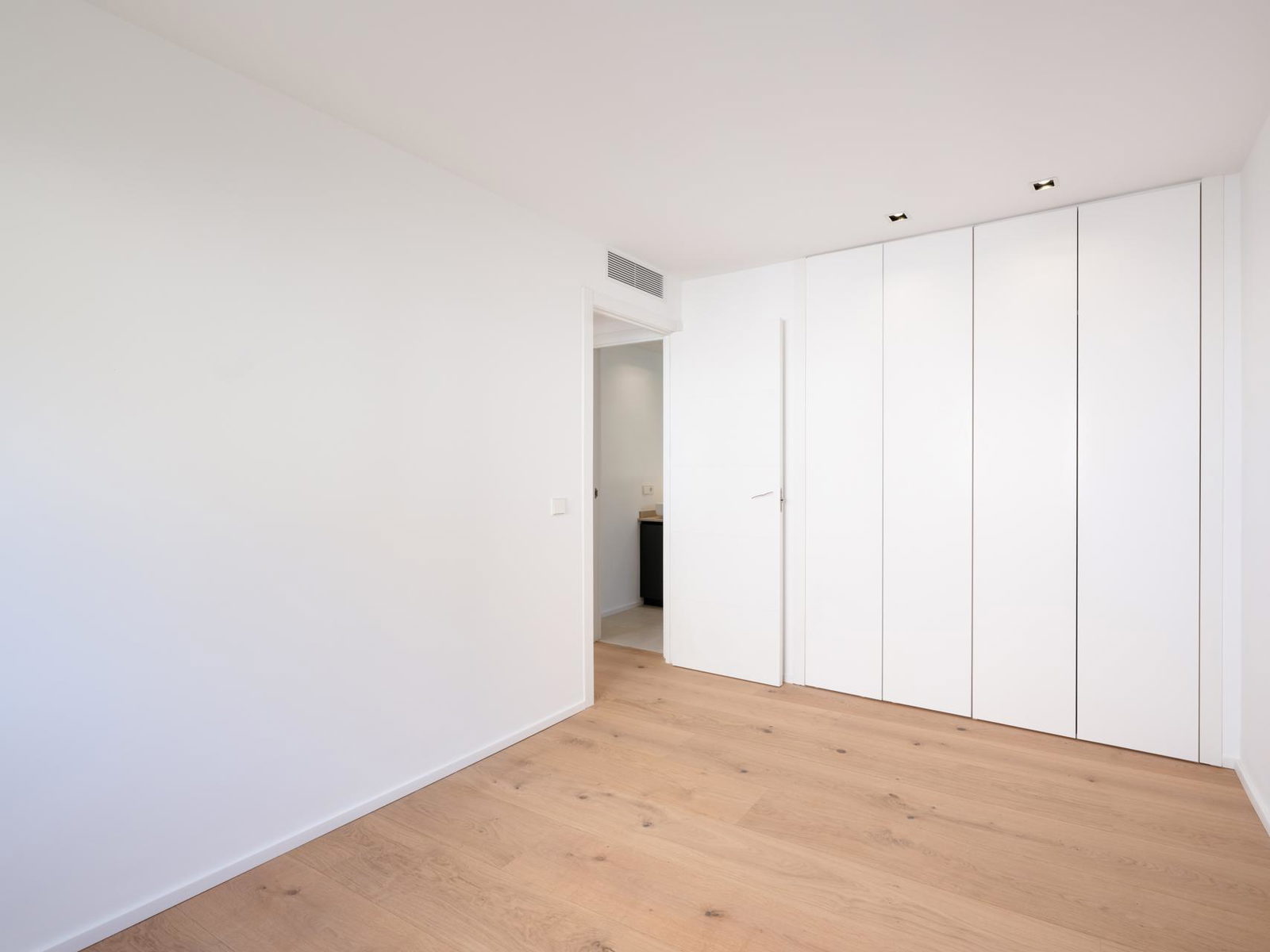 Renovated apartment with terrace, sea view and prime location in San Agustin