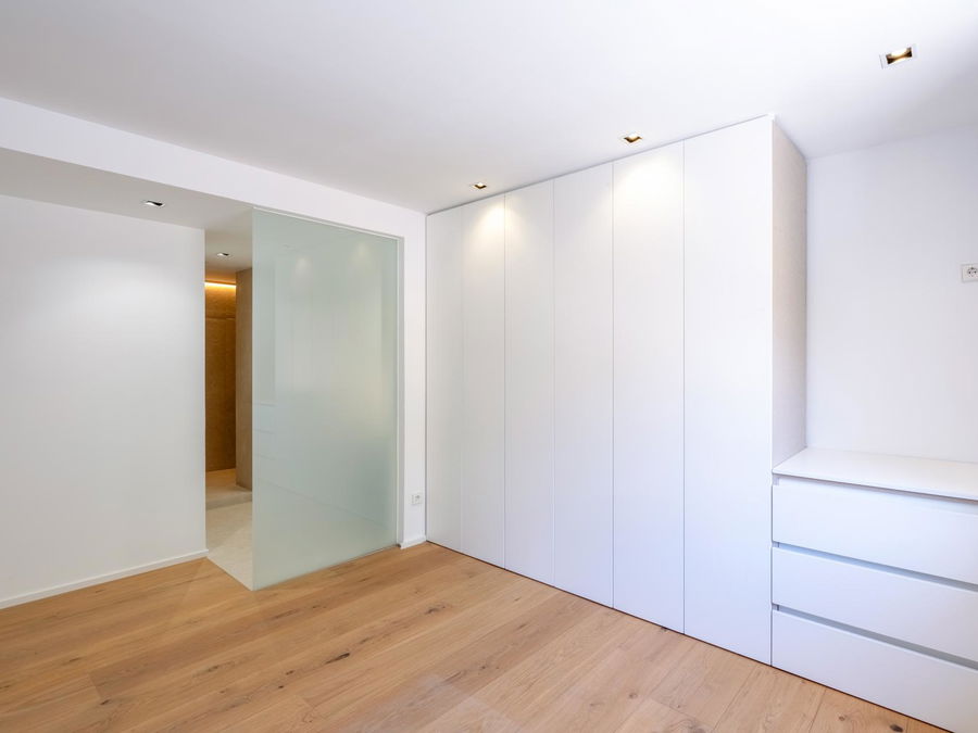 Elegant renovated penthouse with terrace and sea view in San Agustin