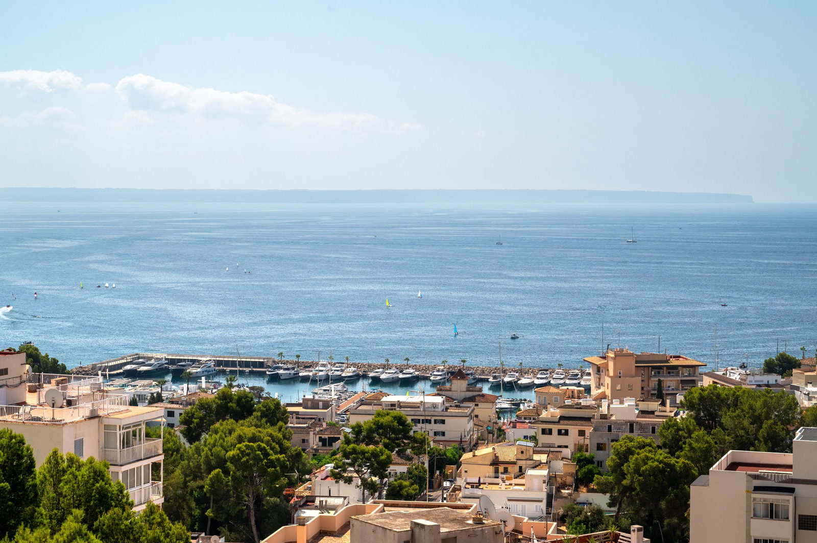 Ático en venta en Cala Nova, Palma con vistas panorámicas al mar y amplia terraza