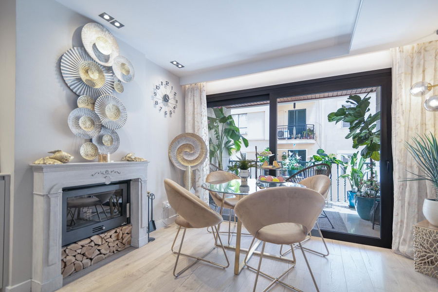 Modern lägenhet i centrala Palma med mysig terrass