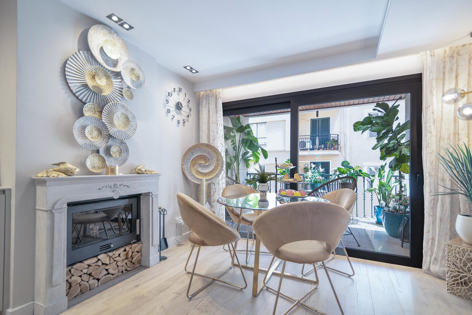 Modern lägenhet i centrala Palma med mysig terrass