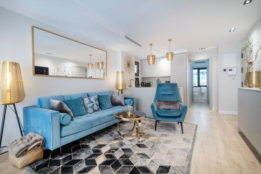 Modern lägenhet i centrala Palma med mysig terrass