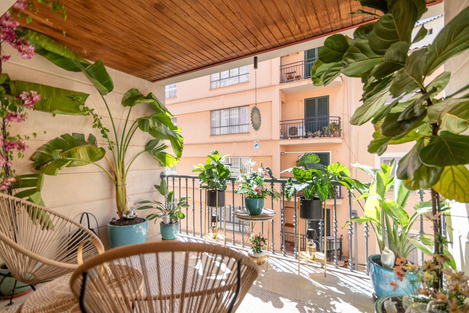 Modern lägenhet i centrala Palma med mysig terrass