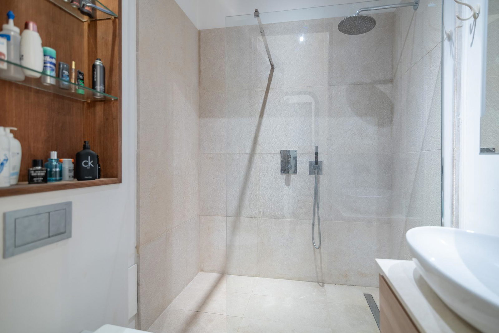 Spacious Renovated Apartment for Sale in Palma Centre