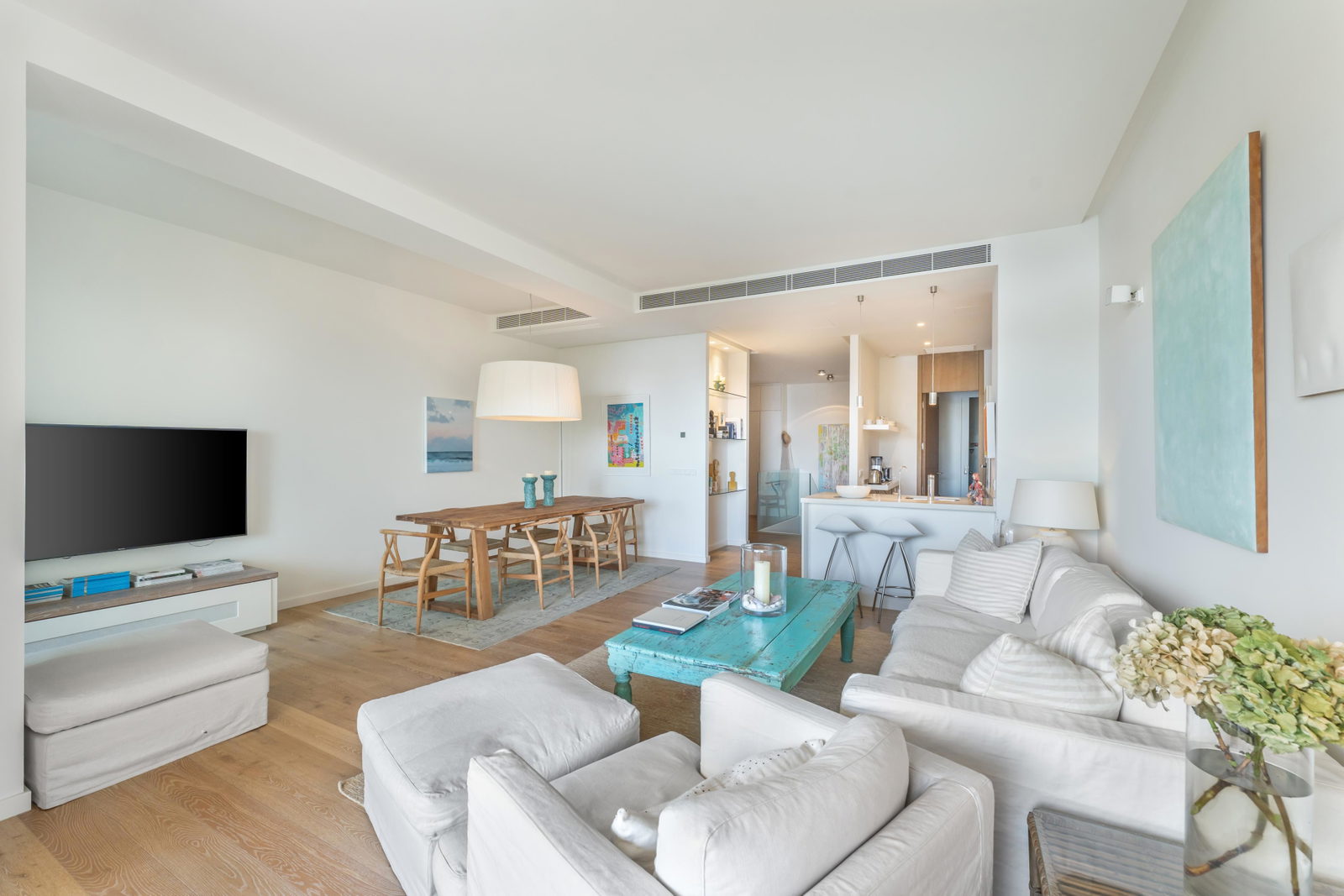 Stunning frontline apartment with harbor views and sunset terraces in San Agustin