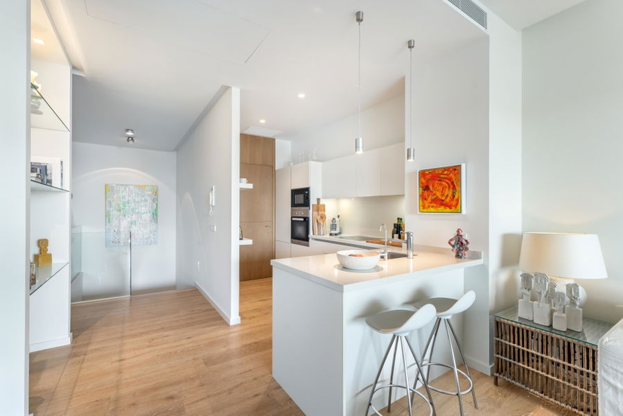 Stunning frontline apartment with harbor views and sunset terraces in San Agustin