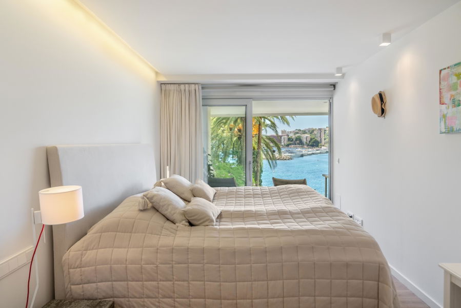 Stunning frontline apartment with harbor views and sunset terraces in San Agustin