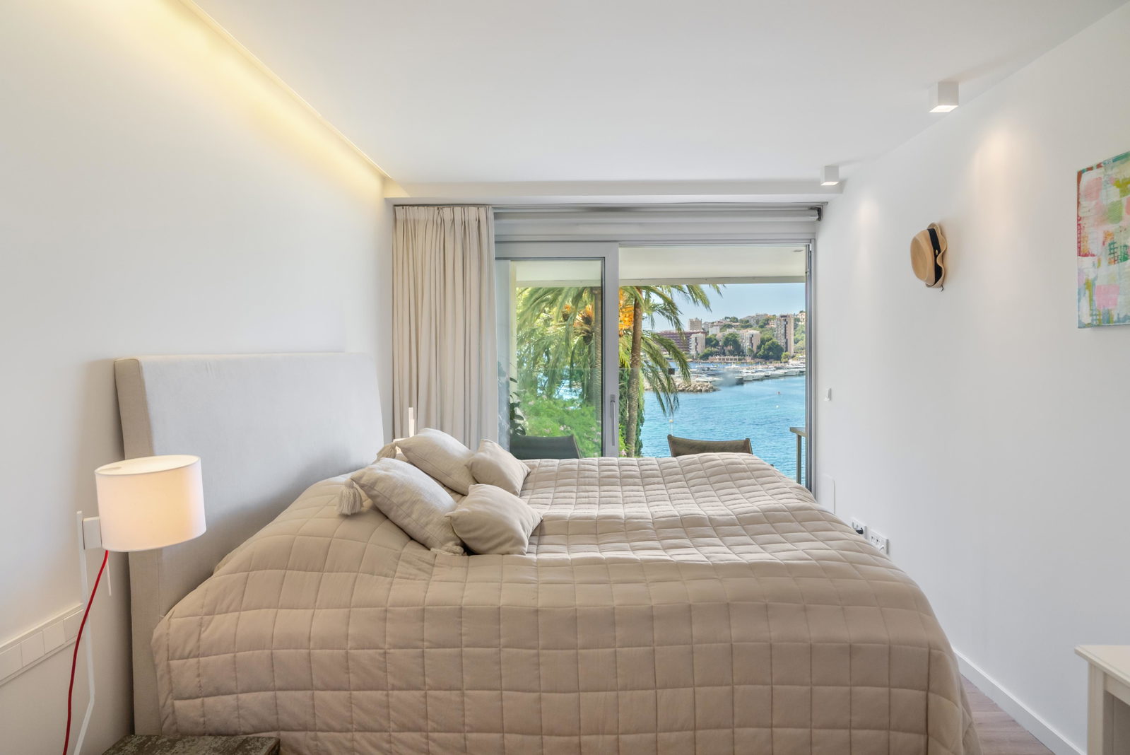 Stunning frontline apartment with harbor views and sunset terraces in San Agustin
