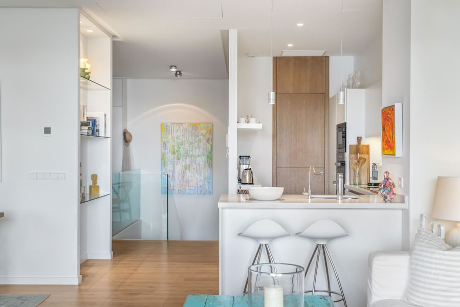 Stunning frontline apartment with harbor views and sunset terraces in San Agustin