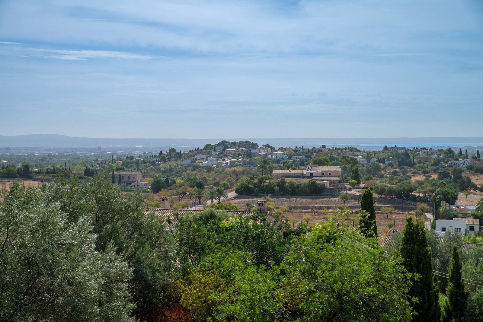 Traditional Mallorcan Country House with Sea Views for Sale in Establiments, Palma