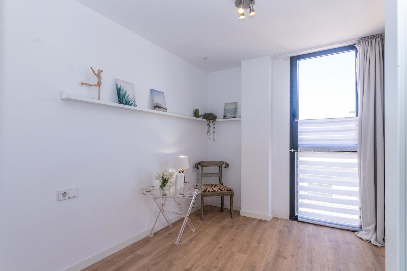 Se vende precioso ático dúplex con vistas al mar en Portixol Molinar