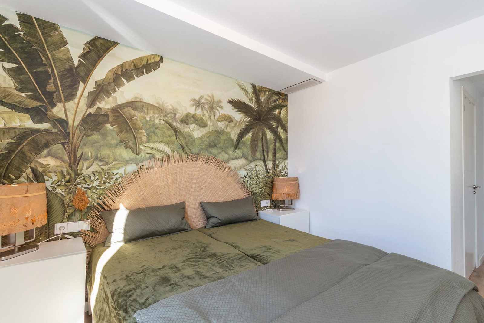 Se vende precioso ático dúplex con vistas al mar en Portixol Molinar